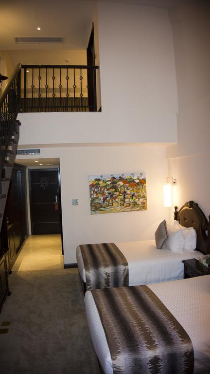 Tang Palace Hotel Άκρα Εξωτερικό φωτογραφία