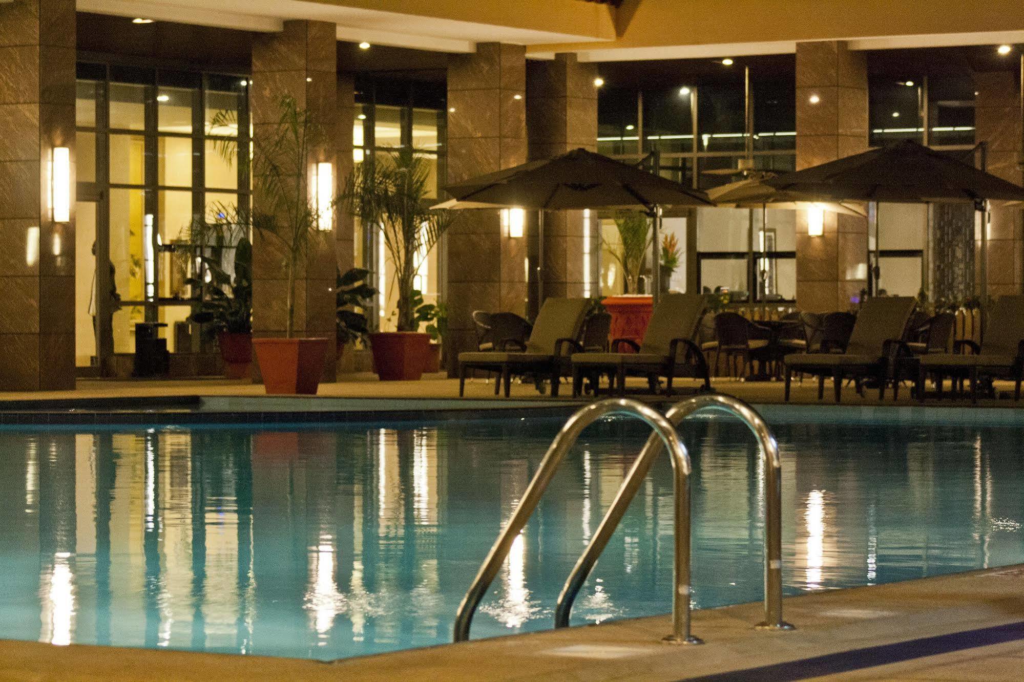 Tang Palace Hotel Άκρα Εξωτερικό φωτογραφία