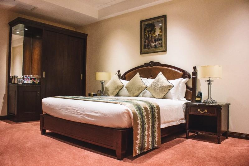Tang Palace Hotel Άκρα Εξωτερικό φωτογραφία